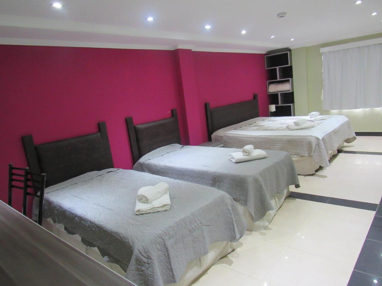 Hotel Caleta Olivia Buitenkant foto